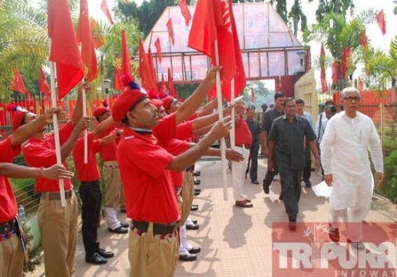 Congress ties a major issue for CPI-M : Politburo for Cong alliance in WB Poll, Manik keen on anti-Congress stance to save party in Tripura Congress ties a major issue for CPI-M : Politburo for Cong alliance in WB Poll, Manik keen on anti-Congress stance to save party in Tripura